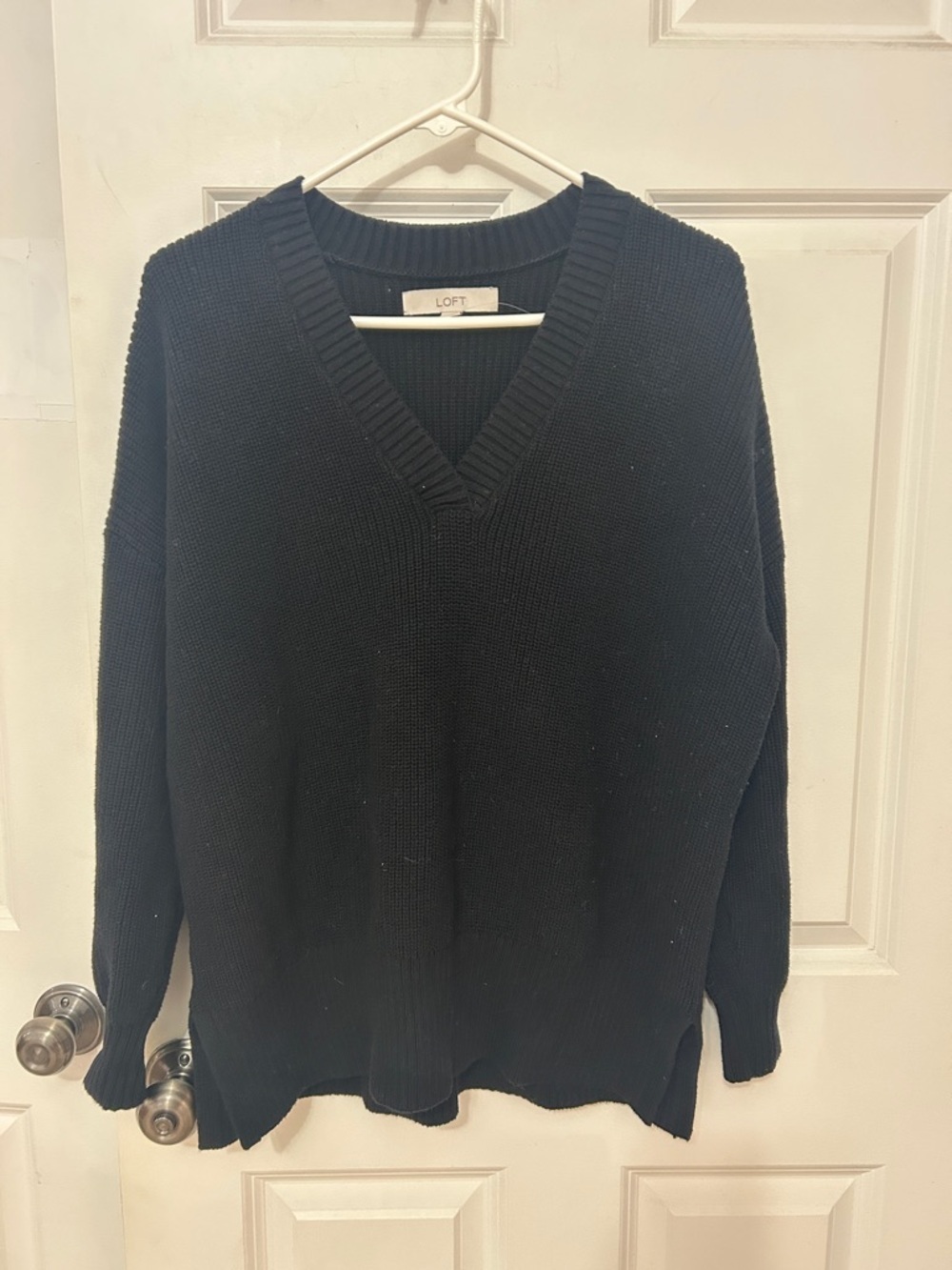 LOFT V-Neck Knit Sweater size medium black cotton